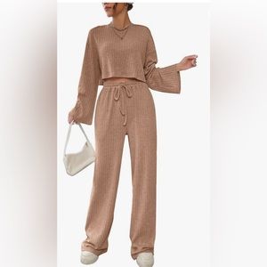 Soft Ribbed Lounge Set